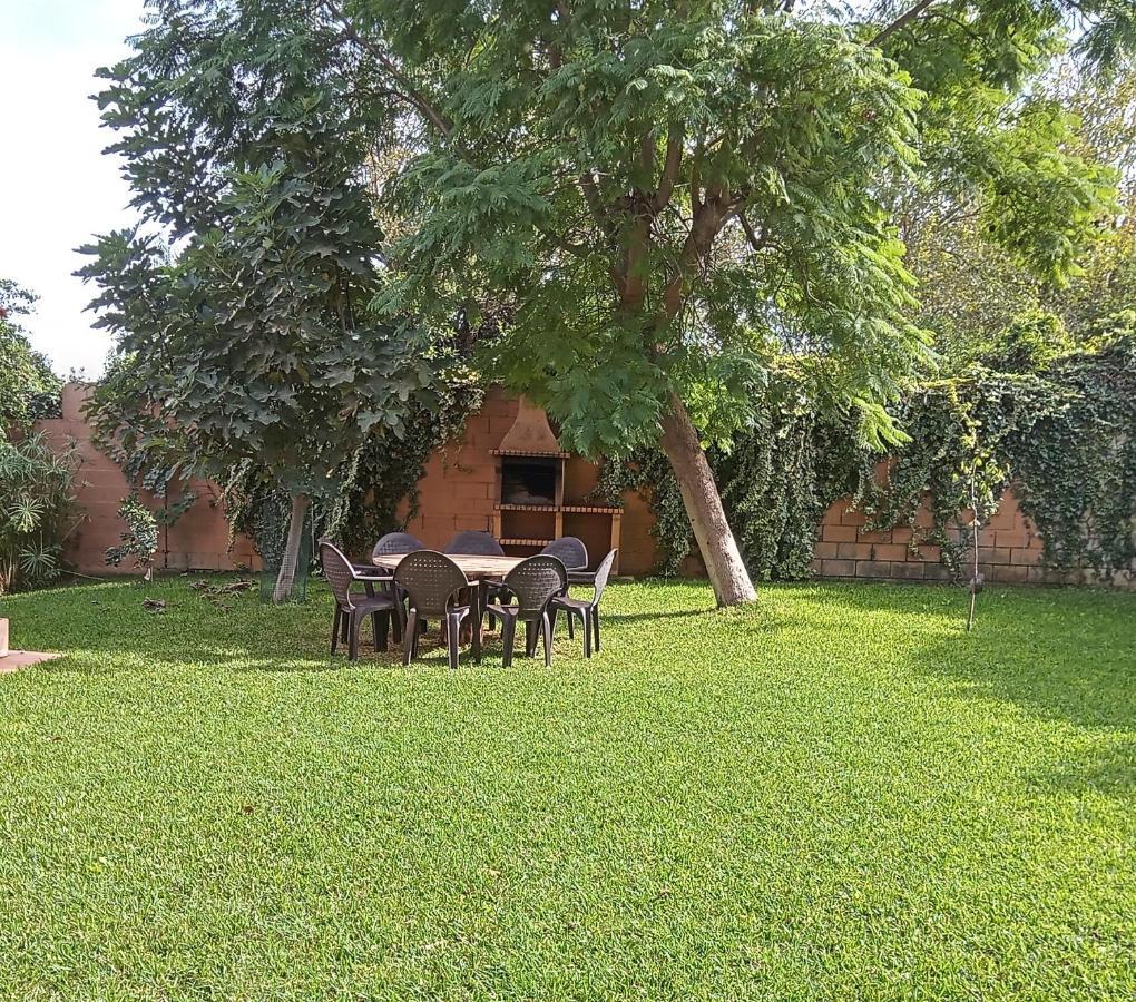 Casa Rural Oregano Кармона Екстер'єр фото