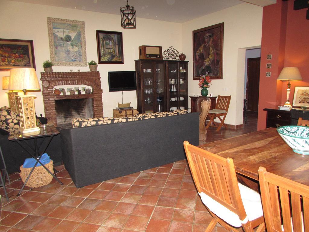 Casa Rural Oregano Кармона Екстер'єр фото
